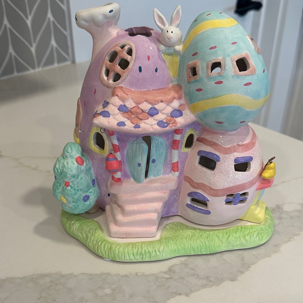 Colorful Easter Egg House Tea Light/Votive Decor EUC
